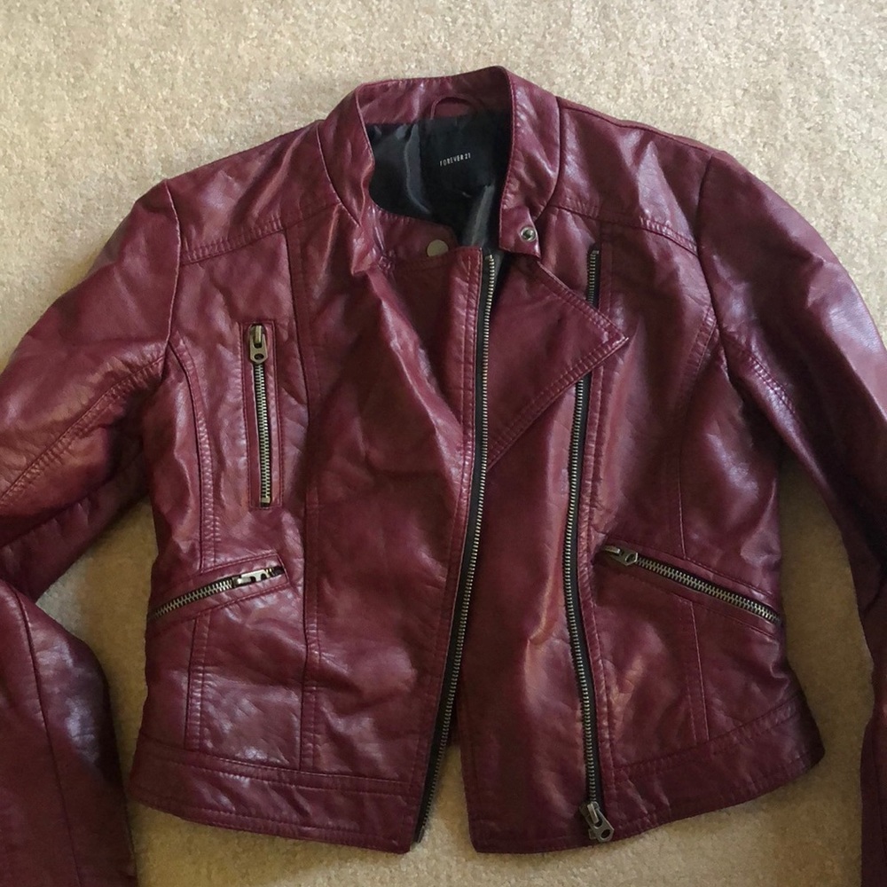 Leather jacket - Picture 2 of 4